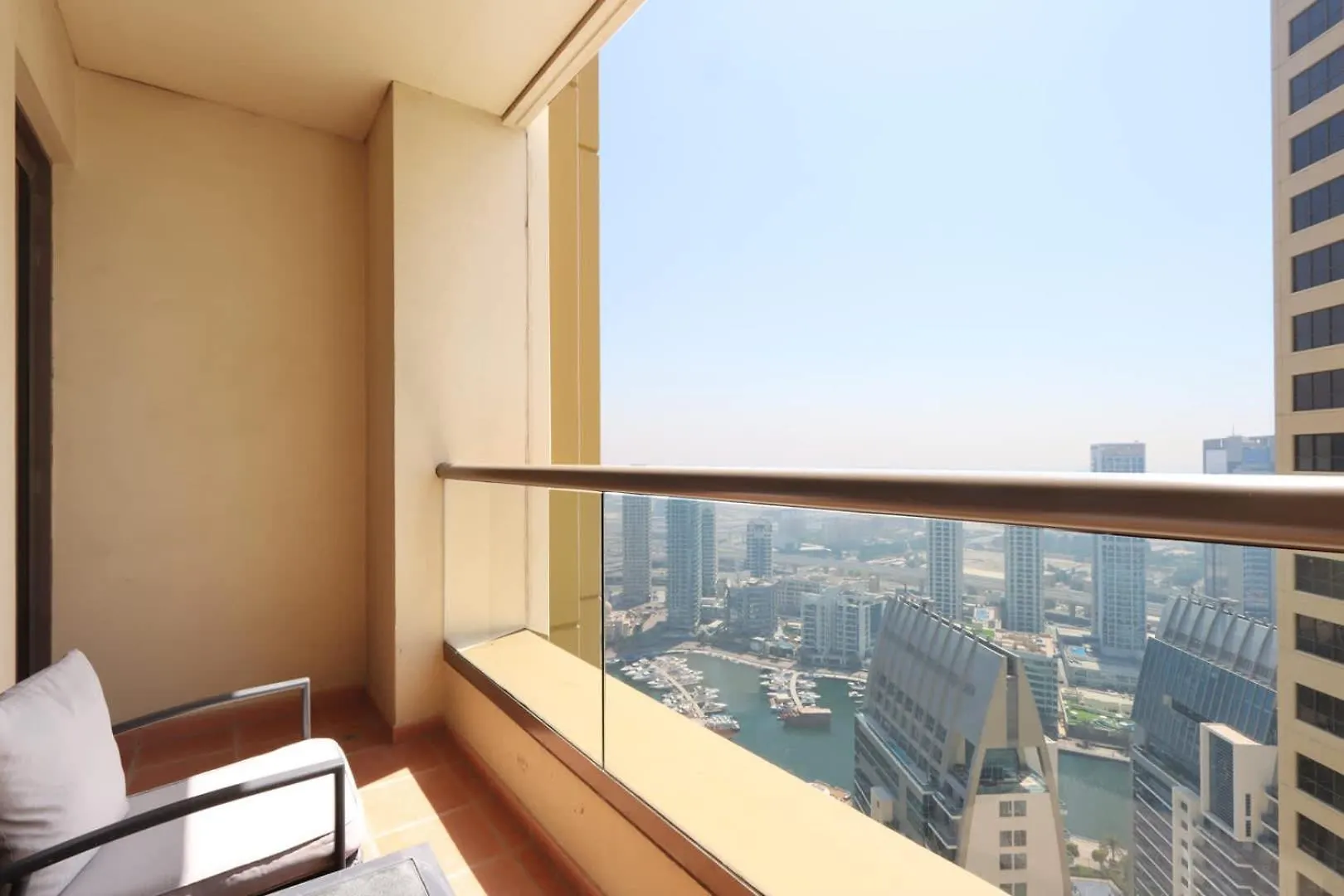 Livbnb-Serene 2Bhk Apartment With Marina Views 迪拜
