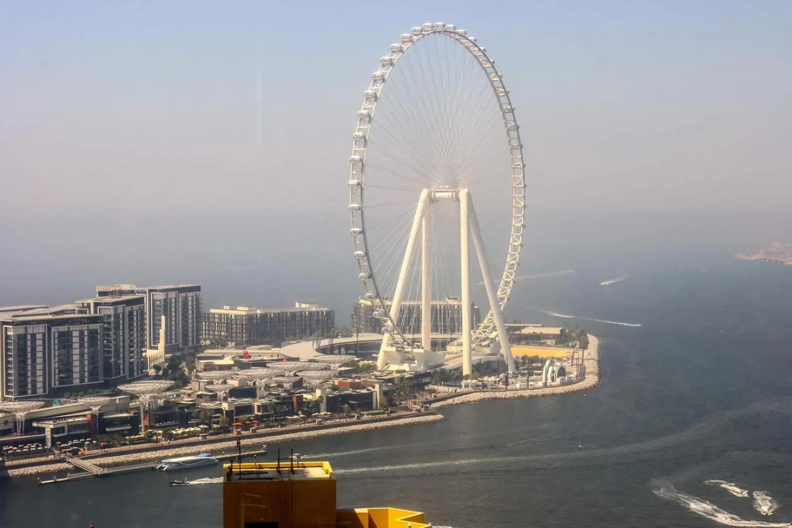 Livbnb-Serene 2Bhk Apartment With Marina Views Dubai